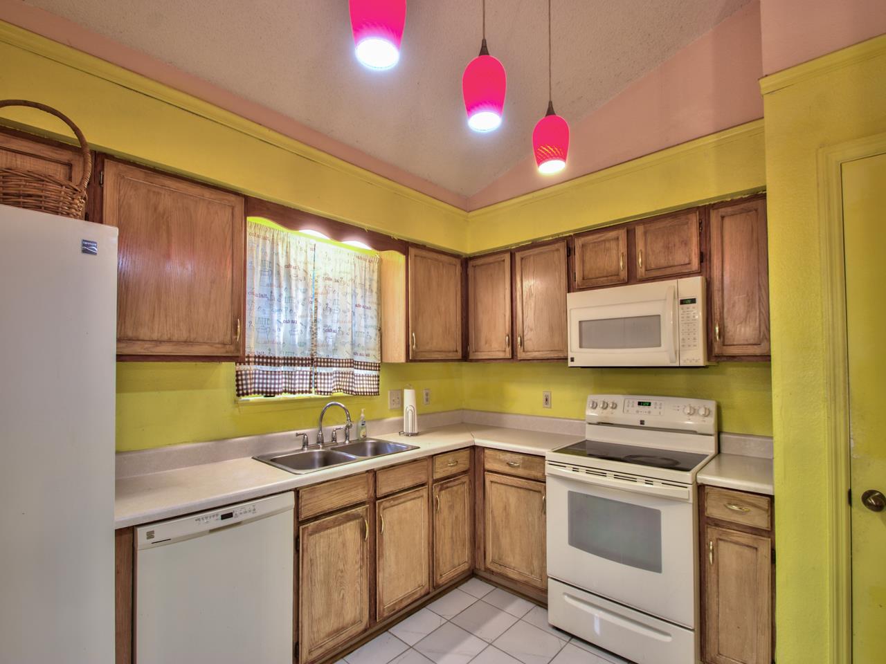 1780 Folkstone Road Tallahassee, FL 32312 - Photo 14 of 21 Gallery Image 14