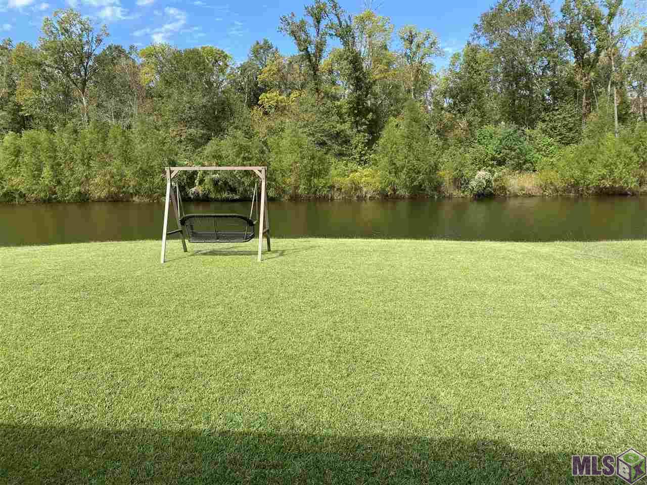1058 Shadow Bluff Drive Baton Rouge, LA 70820 - Photo 16 of 17