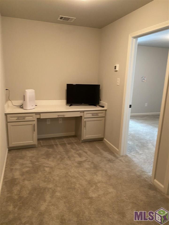 1058 Shadow Bluff Drive Baton Rouge, LA 70820 - Photo 10 of 17