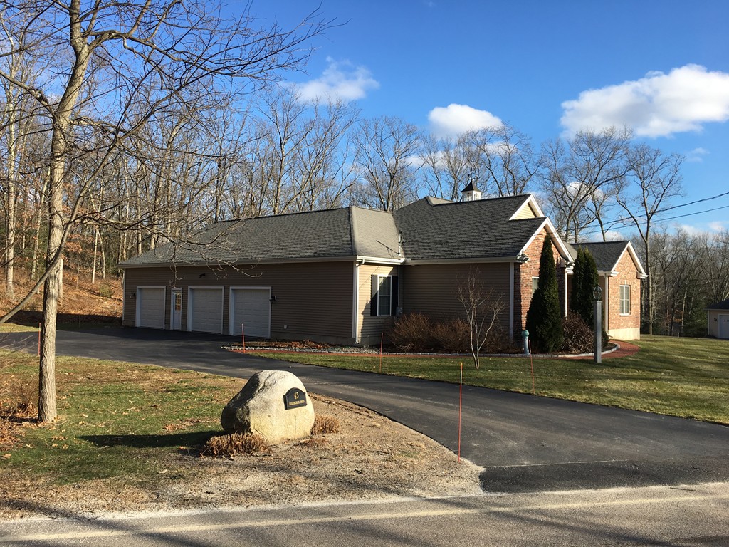 43 Bellingham Road Blackstone, MA 01504 - Photo 14 of 15 Gallery Image 14