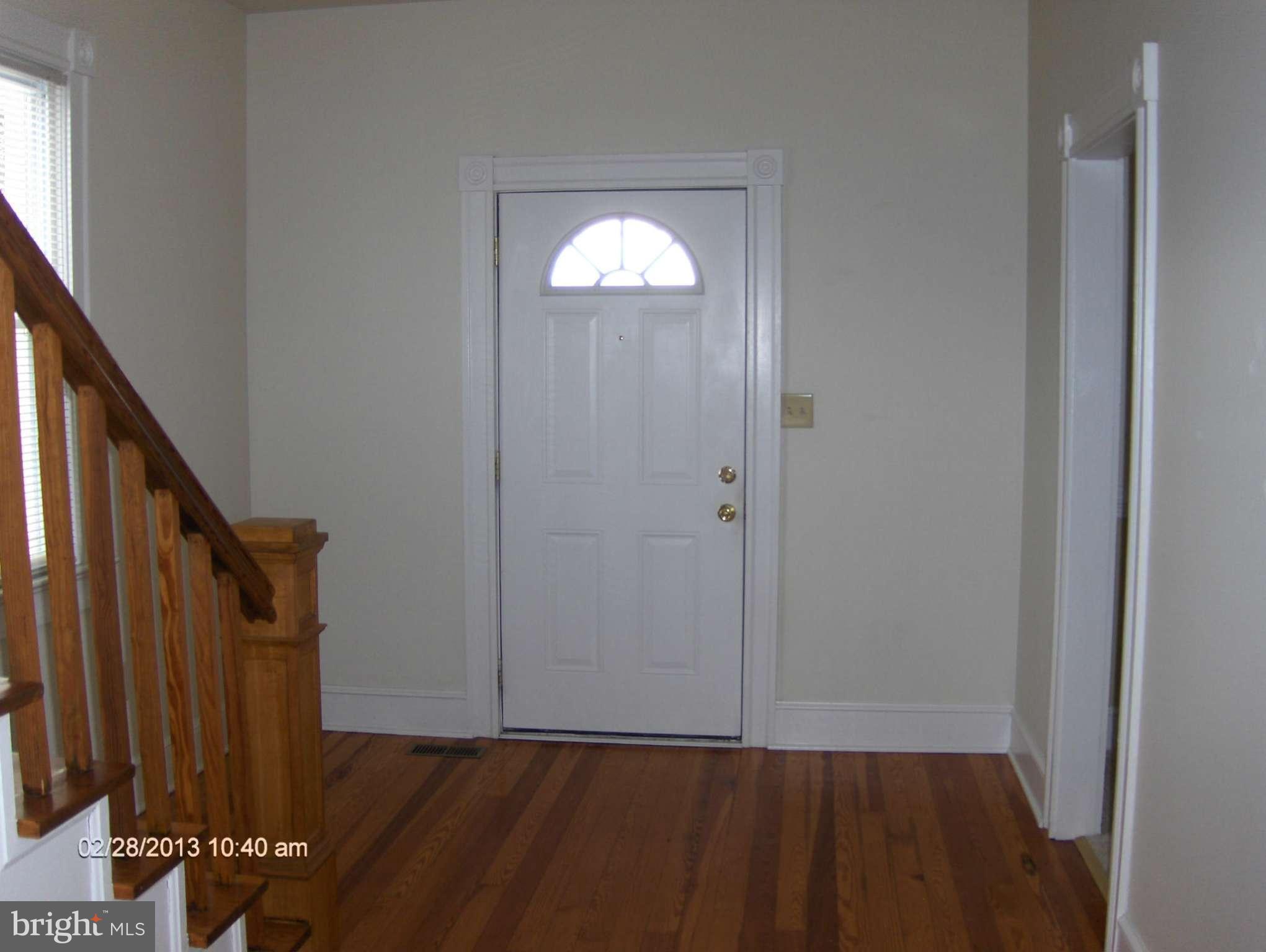 293 White Oak Road Fredericksburg, VA 22405 - Photo 3 of 14 Interior (General)