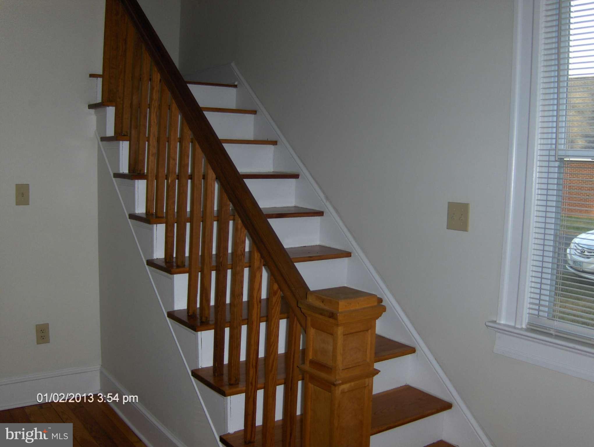 293 White Oak Road Fredericksburg, VA 22405 - Photo 4 of 14 Interior (General)