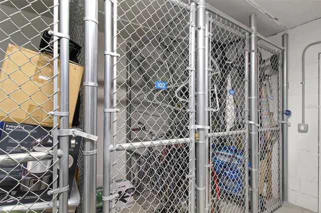 $4,200 | 1703 North Tamiami Trail, Unit 503, Sarasota, FL 34236