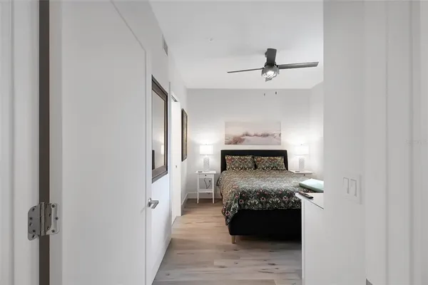 $4,200 | 1703 North Tamiami Trail, Unit 503, Sarasota, FL 34236