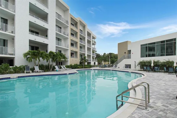 $4,200 | 1703 North Tamiami Trail, Unit 503, Sarasota, FL 34236