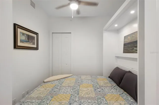 $4,200 | 1703 North Tamiami Trail, Unit 503, Sarasota, FL 34236