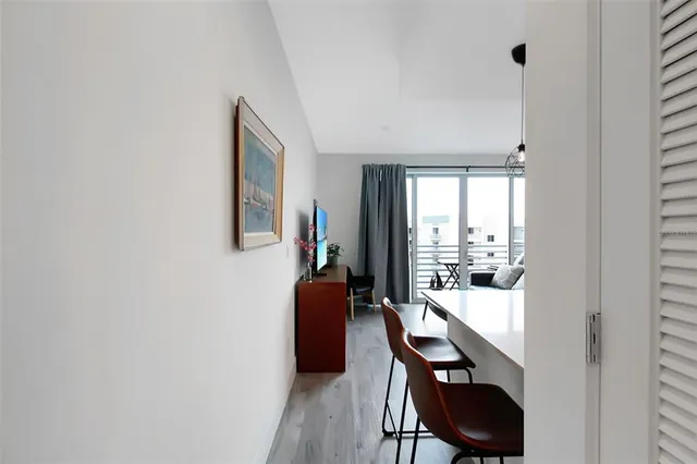 $4,200 | 1703 North Tamiami Trail, Unit 503, Sarasota, FL 34236