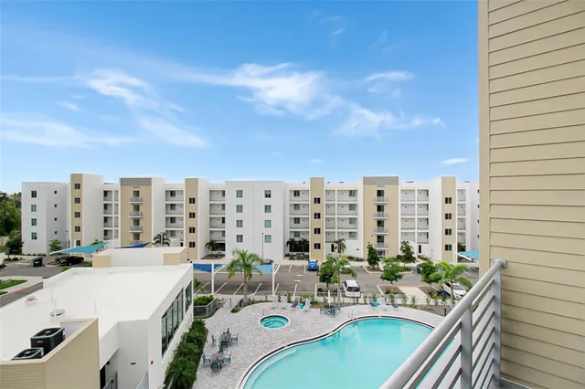 $4,200 | 1703 North Tamiami Trail, Unit 503, Sarasota, FL 34236
