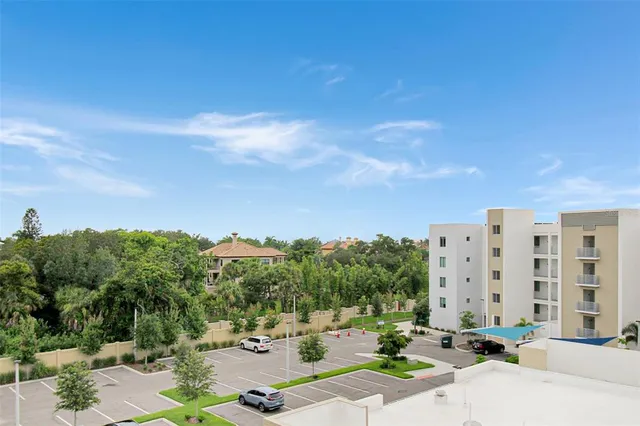 $4,200 | 1703 North Tamiami Trail, Unit 503, Sarasota, FL 34236
