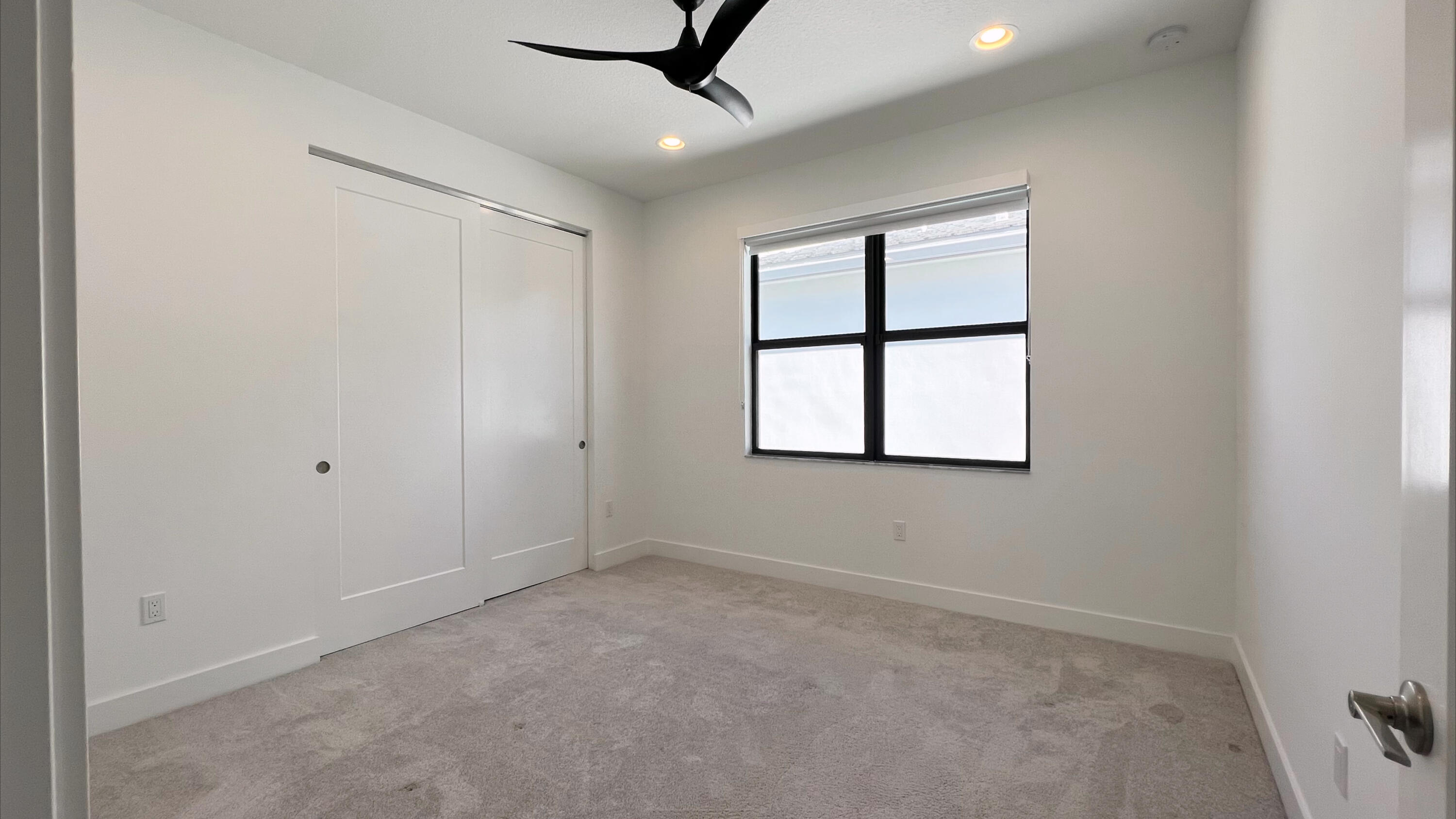 17389 Sparkling River Road Boca Raton, FL 33496 - Photo 20 of 29 048