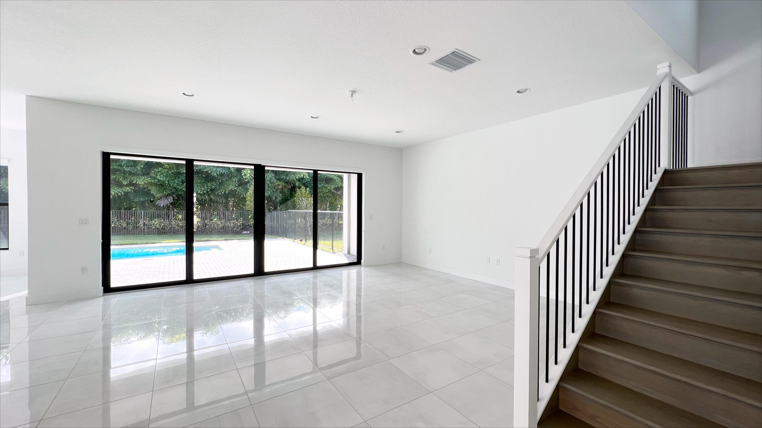 17389 Sparkling River Road Boca Raton, FL 33496 - Photo 10 of 29 2417