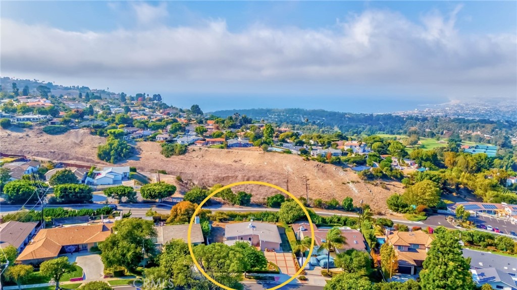 5 Rollingwood Drive Rolling Hills Estates, CA 90274 - Photo 3 of 6