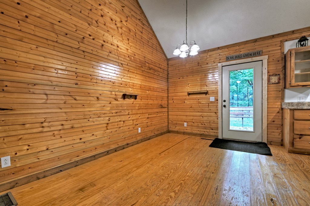 377 Dogwood Way Blue Ridge, GA 30513 - Photo 8 of 37 Gallery Image 8