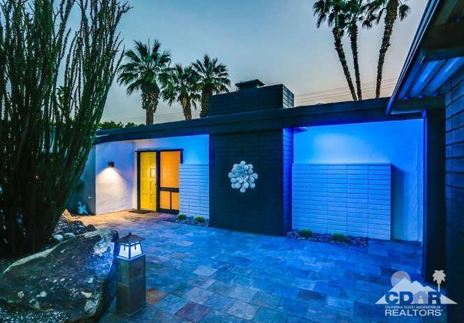 235 North Michelle Road Palm Springs, CA 92262 - Photo 49 of 52 a front view of a house with a yard