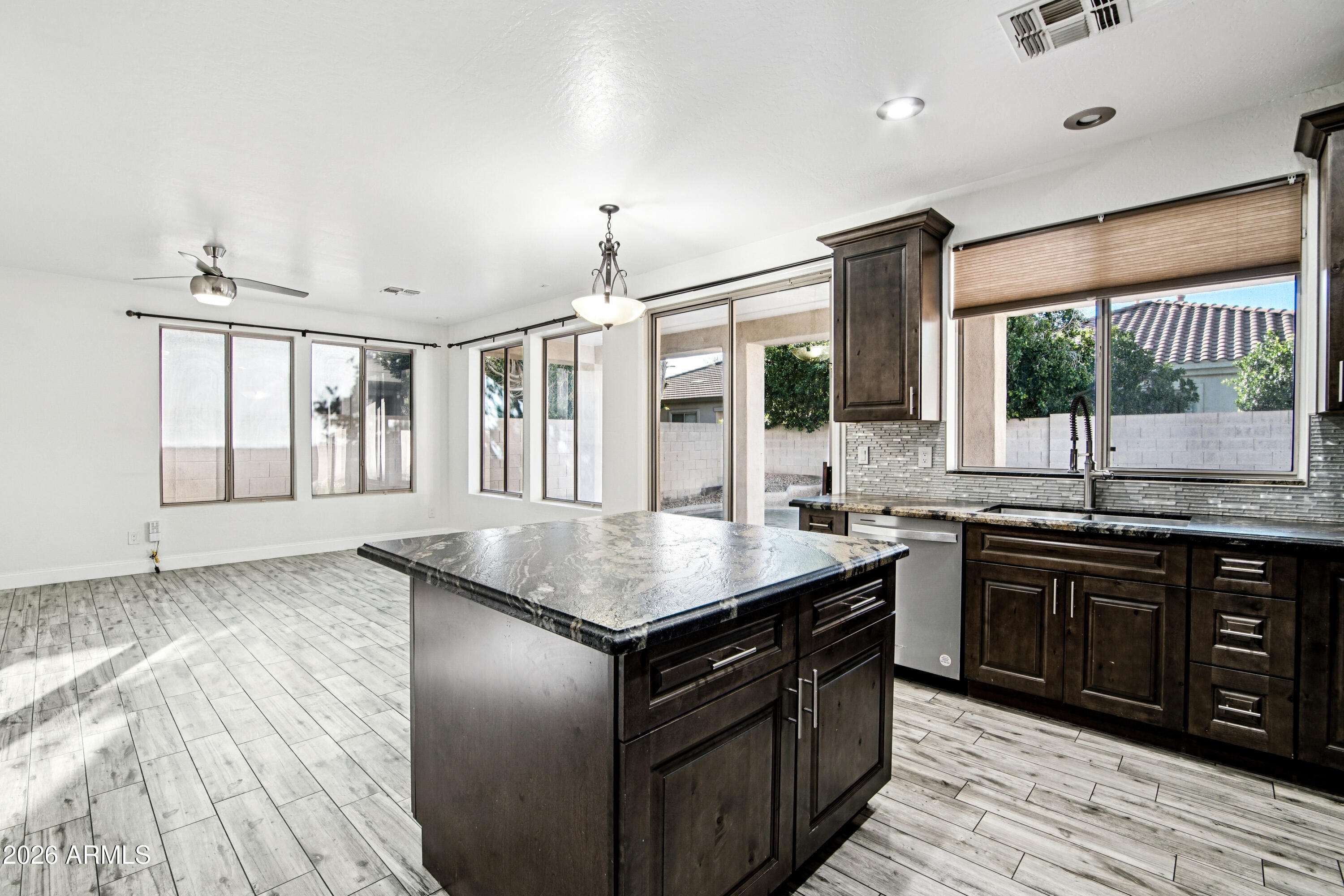 563 East Krista Way Tempe, AZ 85284 - Photo 11 of 48 12-print-E Krista Way-S1902-012