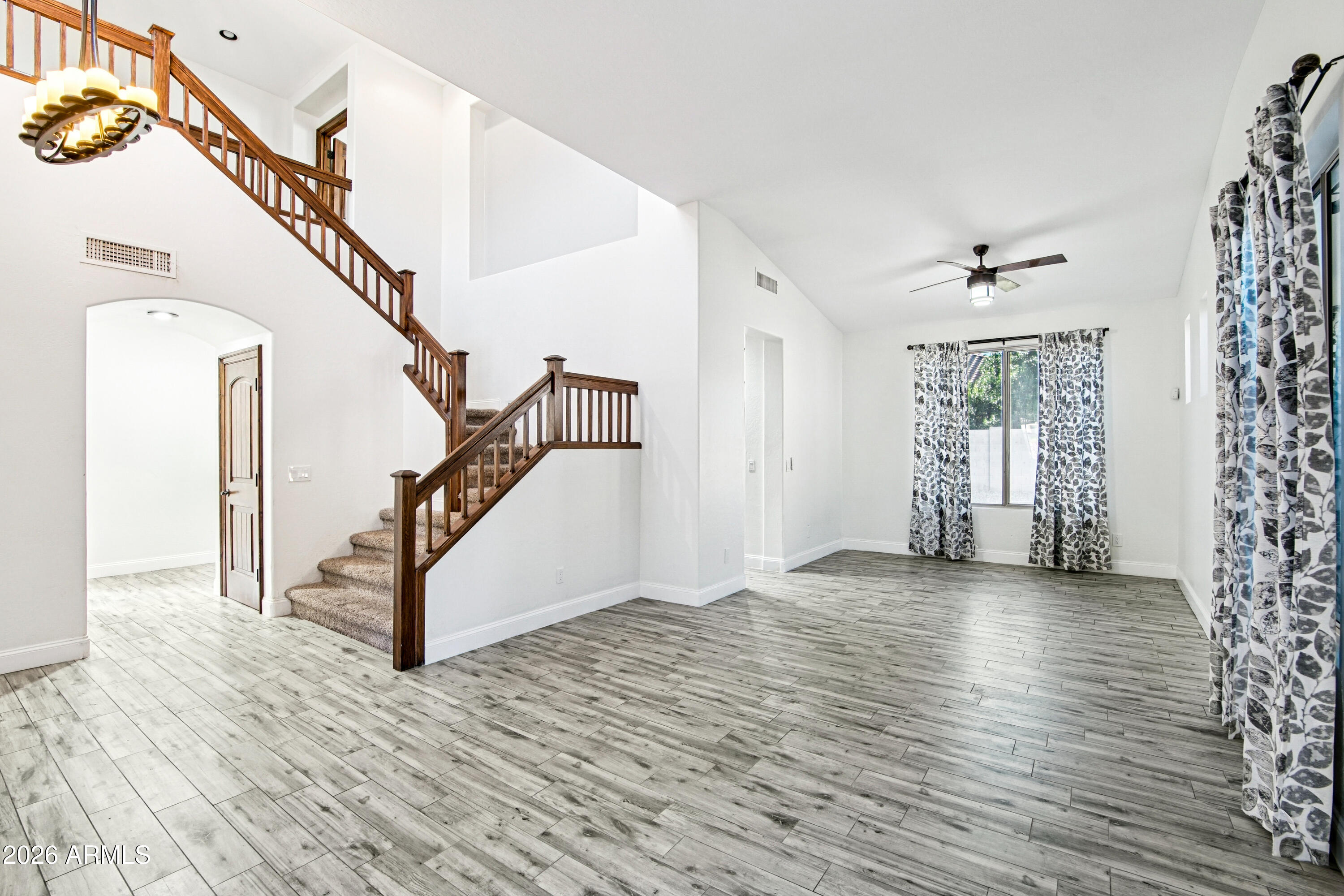 563 East Krista Way Tempe, AZ 85284 - Photo 4 of 48 5-print-E Krista Way-S1902-005