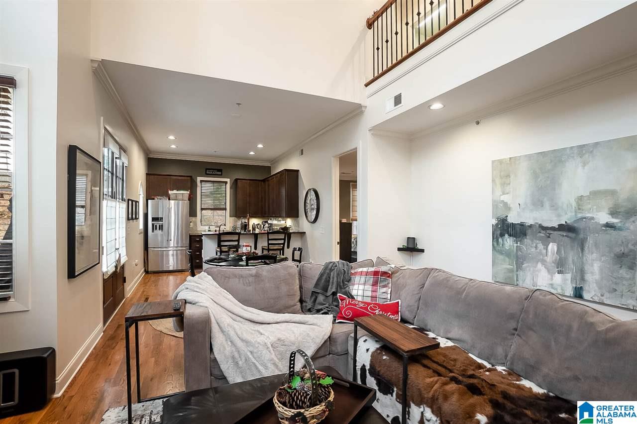 2077 Lancaster Road, Unit 2077 Birmingham, AL 35209 - Photo 8 of 32