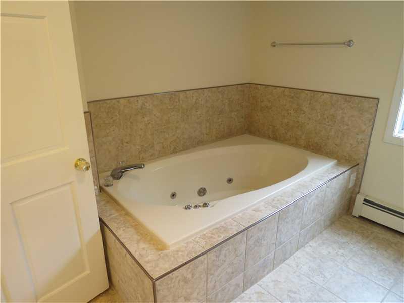 22 Farm Brook Road Sidney, ME 04330 - Photo 13 of 20 Bathroom.
