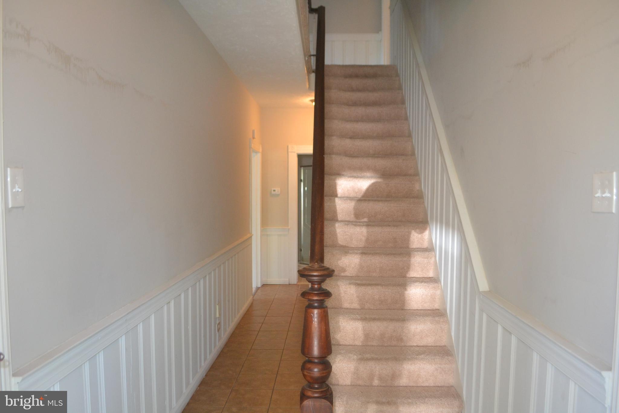 5 Byram Road Pipersville, PA 18947 - Photo 12 of 36 Foyer