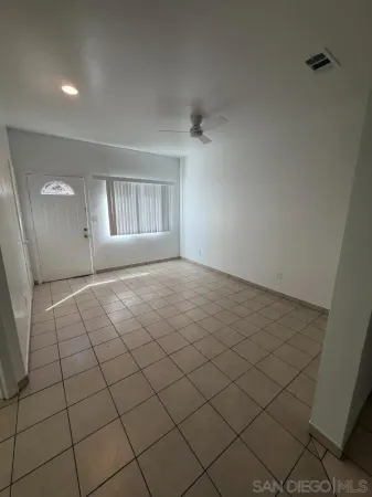 $2,300 | 350 East Washington Avenue, Unit B, Escondido, CA 92025