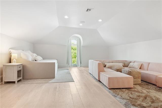 249 Walnut Street New Orleans, LA 70118 - Photo 4 of 25