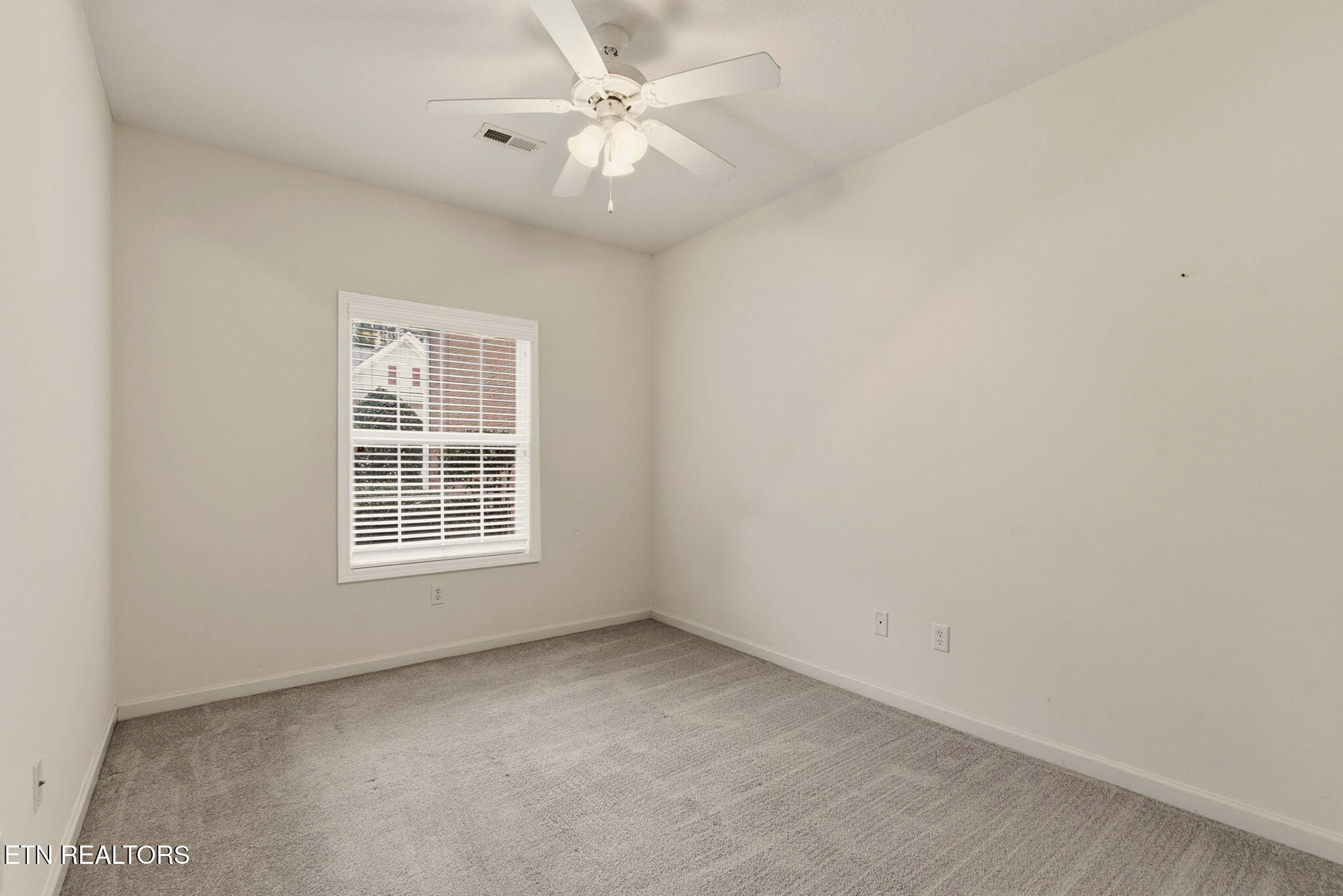 119 Devanshire Court Oak Ridge, TN 37830 - Photo 22 of 32 bedroom 2