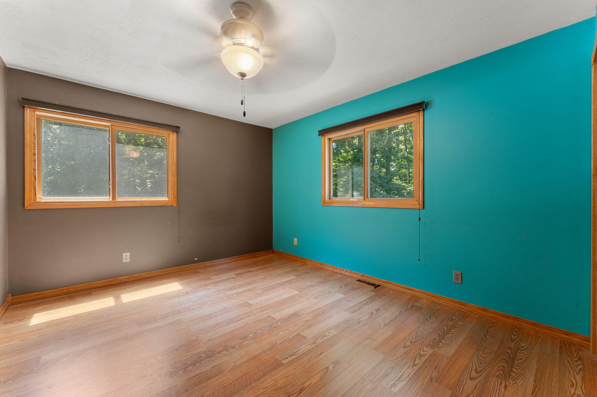 1089 North 200 West Chesterton, IN 46304 - Photo 20 of 50 2048x1365