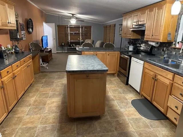 $195,000 | 2100 Dove Loop Road, Unit 30, Grapevine, TX 76051