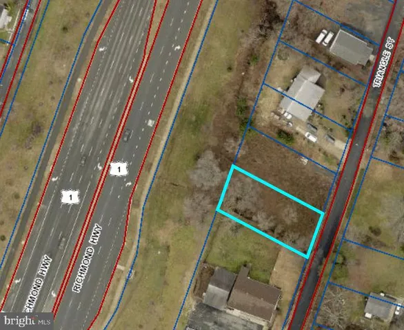 a view of an outdoor space