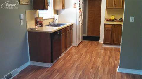 3274 Sheridan Road Flushing, MI 48433 - Photo 2 of 16 20363366-1.JPG