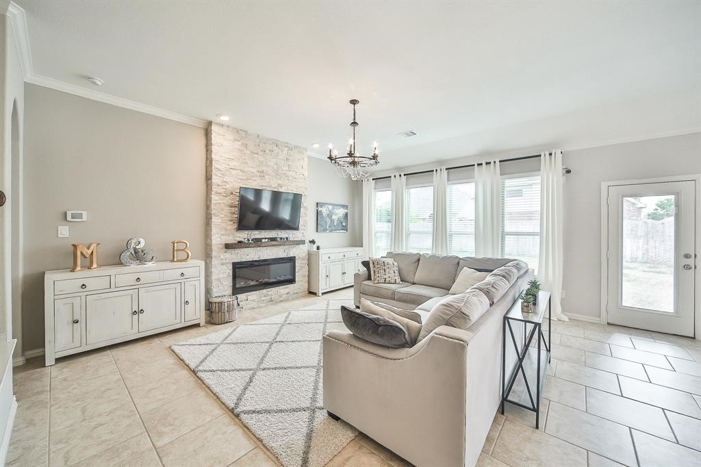 8510 Brinklow Point Drive Cypress, TX 77433 - Photo 5 of 46