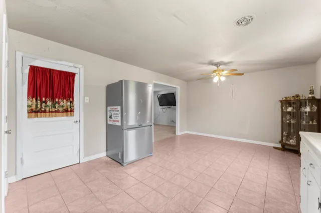 $245,000 | 814 Isetta Lane, Houston, TX 77060