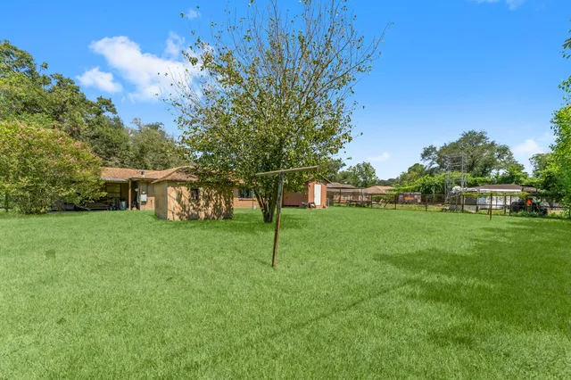 $245,000 | 814 Isetta Lane, Houston, TX 77060