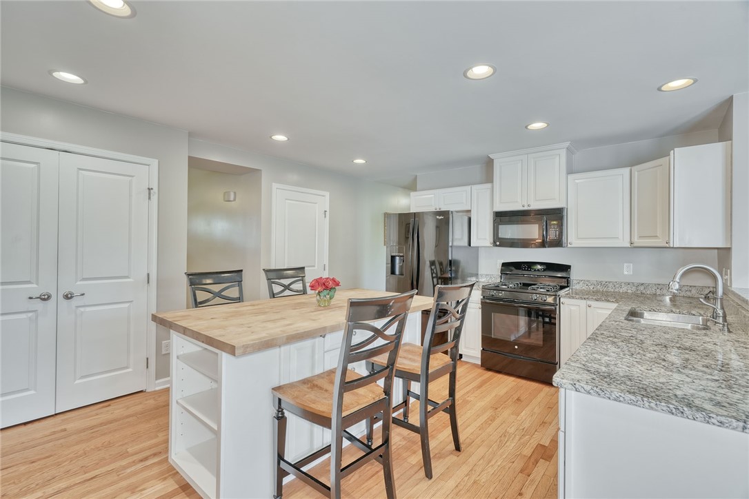 32 Ashlyn Rise Penfield, NY 14450 - Photo 16 of 50