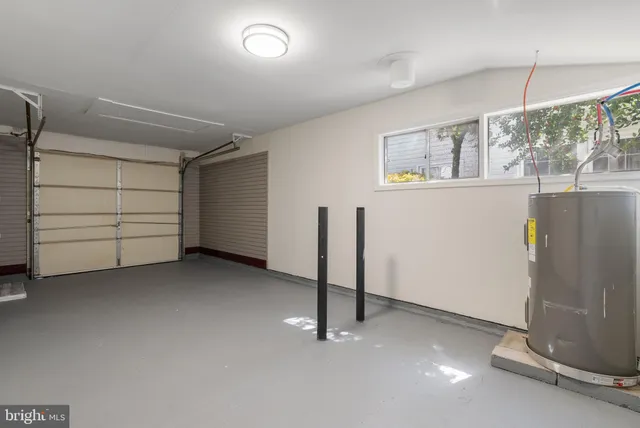 a view of a storage & utility room