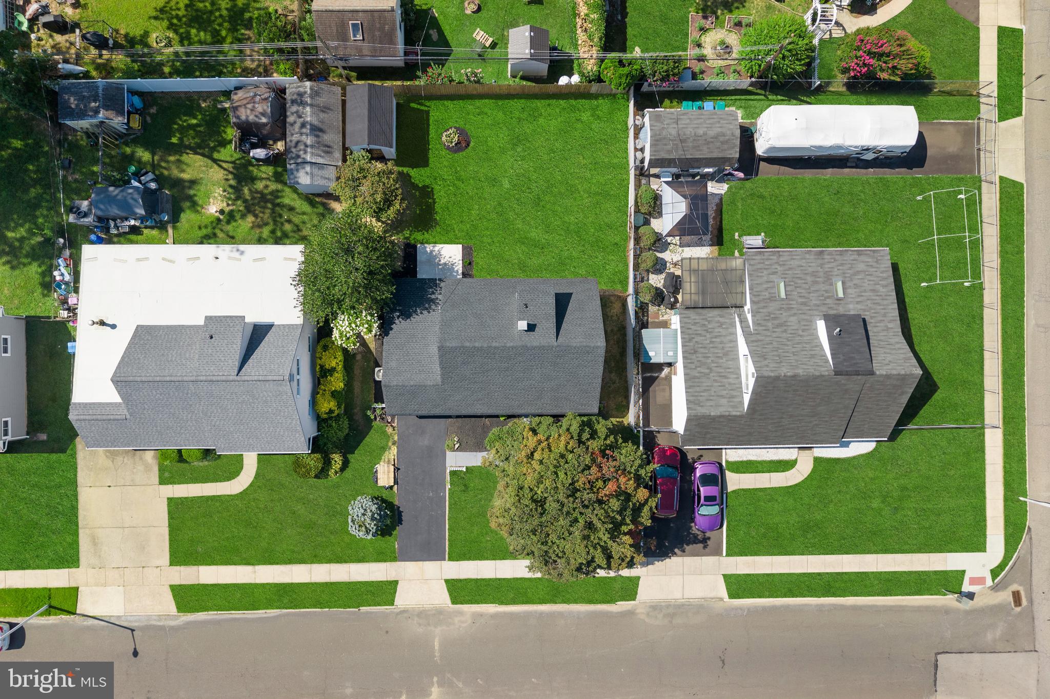 57 Middle Road Levittown, PA 19056 - Photo 26 of 26