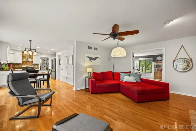 $425,000 | 92 Red Fox Run, Montgomery, IL 60538