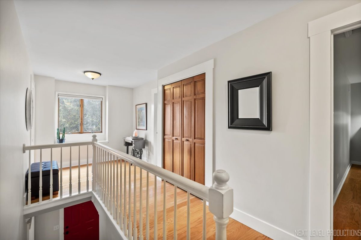 92 Red Fox Run Montgomery, IL 60538 - Photo 16 of 25 a view of hallway with windows