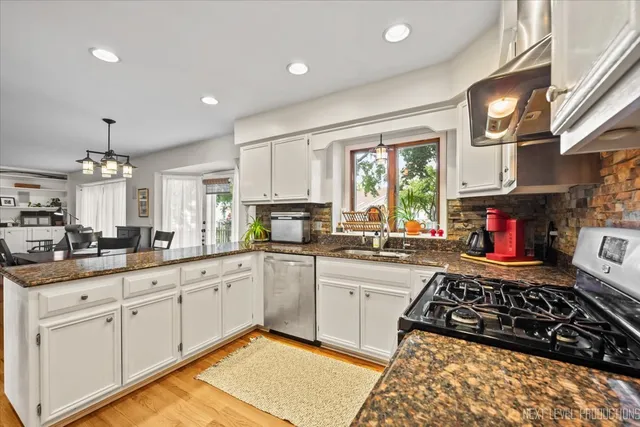 $425,000 | 92 Red Fox Run, Montgomery, IL 60538