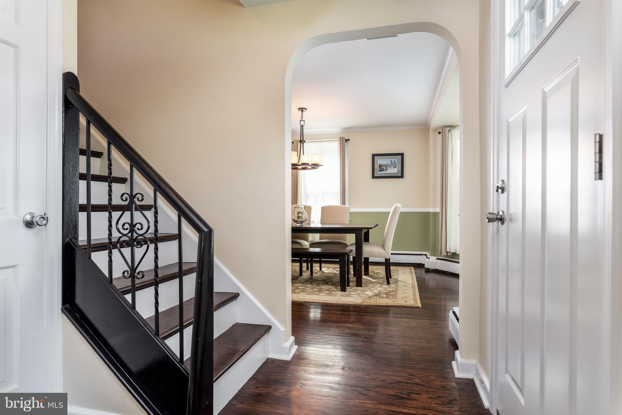 521 Paddock Road Havertown, PA 19083 - Photo 2 of 32 Foyer.