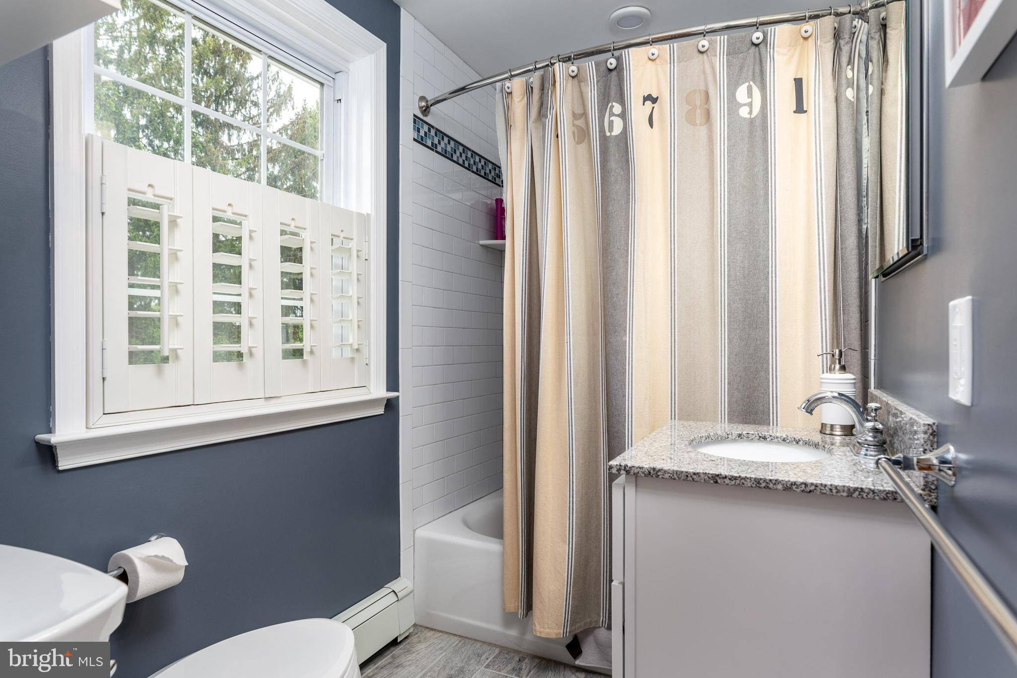 521 Paddock Road Havertown, PA 19083 - Photo 21 of 32 Hall Bathroom.