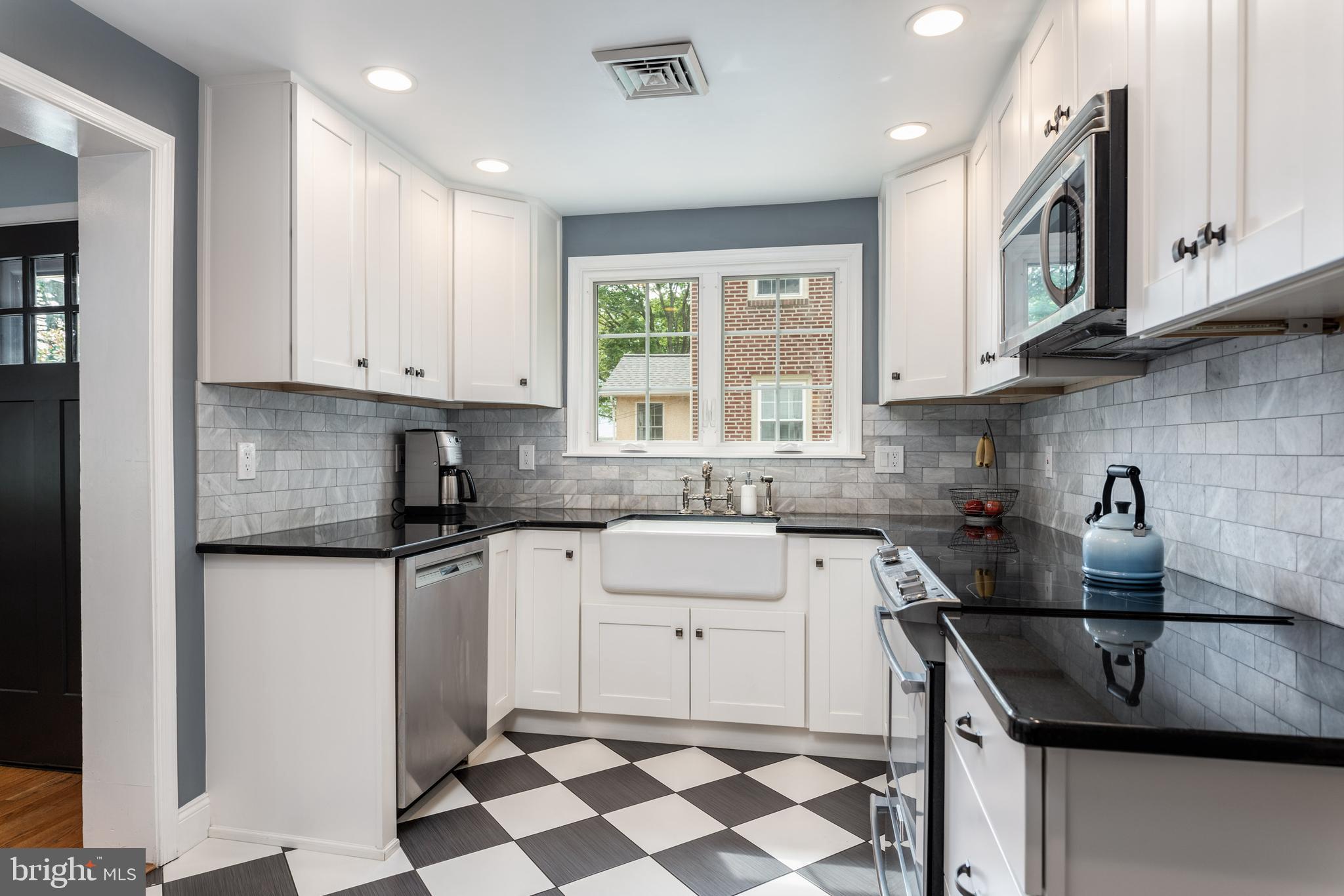 521 Paddock Road Havertown, PA 19083 - Photo 10 of 32 Kitchen.