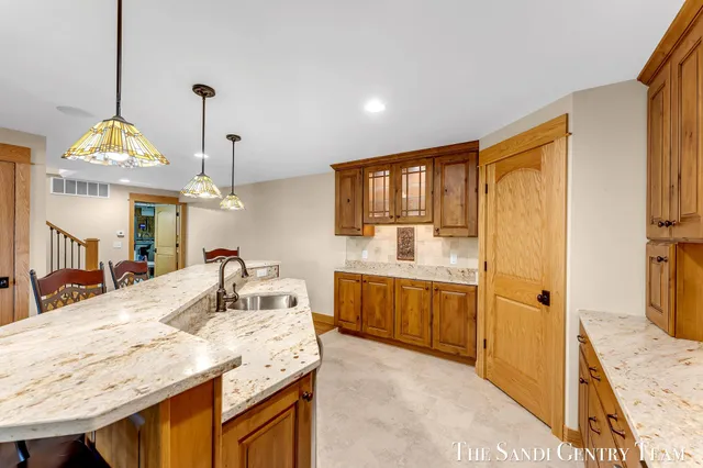 $2,185,000 | 18886 Greenwood Court, Spring Lake, MI 49456