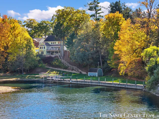 $2,185,000 | 18886 Greenwood Court, Spring Lake, MI 49456