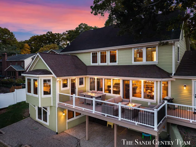 $2,185,000 | 18886 Greenwood Court, Spring Lake, MI 49456