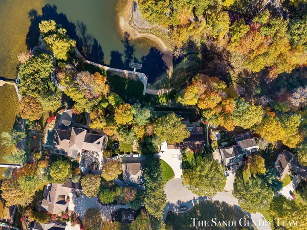 $1,999,900 | 18886 Greenwood Court, Spring Lake, MI 49456