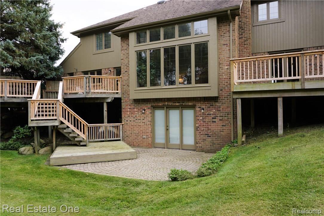 3480 Salem Drive Rochester, MI 48306 - Photo 36 of 37 DSC06626 (2).JPG
