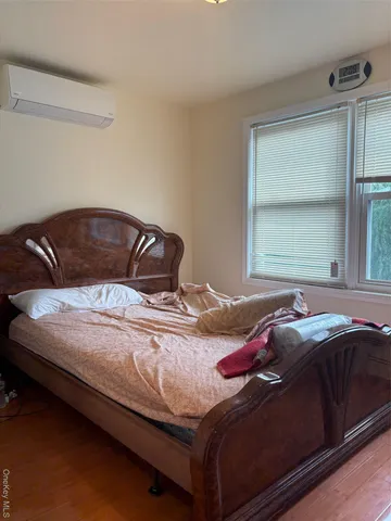 $559,000 | 60 East Pine Street, Long Beach, NY 11561