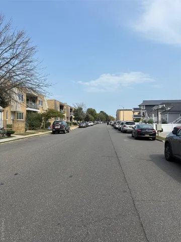 $559,000 | 60 East Pine Street, Long Beach, NY 11561