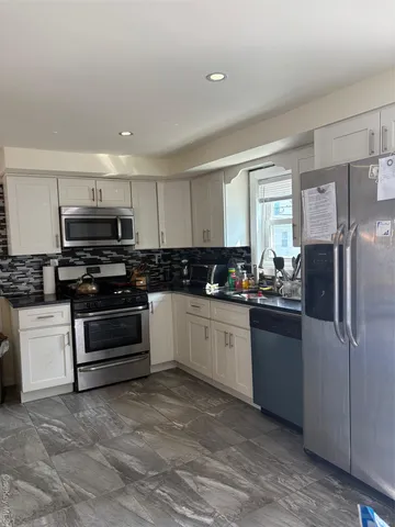 $559,000 | 60 East Pine Street, Long Beach, NY 11561